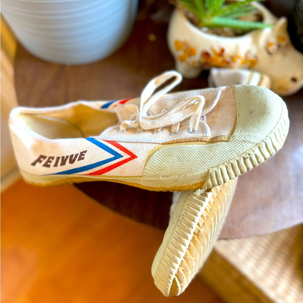 Feiyue Wushu Unisex White Canvas Sneakers Tiger Claw 46